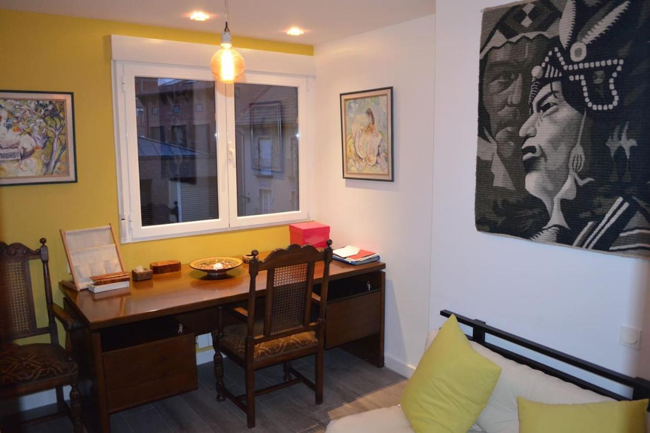 Apartamento Casa Nanonu, Piso De Lujo 3dormitorios 2baños, En Casco Histórico Valladolid